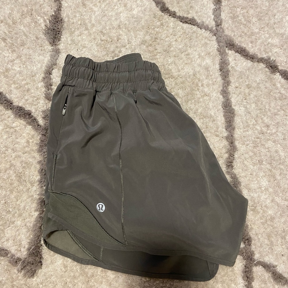 Green lulu lemon shorts 4inch